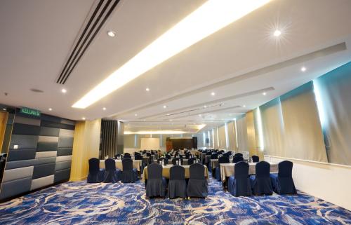 CrownMeetingRoom-1