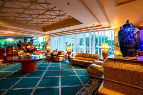 Waiting-Area-Lobby 1