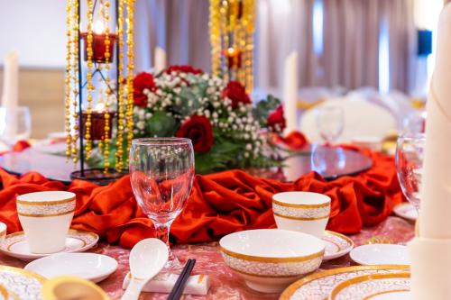 WeedingSetup ballroom-9